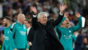 Ancelotti festejando con Real Madrid