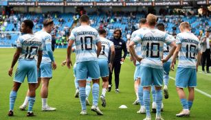 Manchester City: Calentaron con playera que rememoró el gol del título de Kun Agüero en 2012