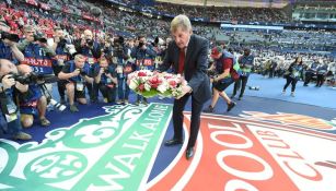 Champions League: Kenny Dalglish homenajeó a víctimas de Heysel previo a la Final