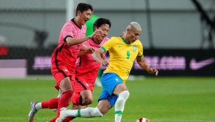Richarlison durante su partido amistoso contra Corea del Sur