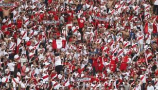Afición de Perú apoyando a su selección 