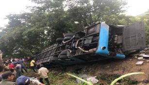 Autobús se volcó en Chiapas