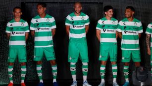 Santos presentó sus uniformes para el Apertura 2022