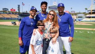 Shakira con los Dodgers 