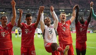 Jugadores del Bayern celebran su victoria ante Eintracht Frankfurt 