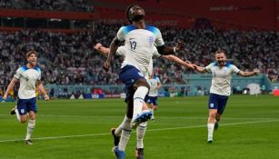 Inglaterra en festejo de gol