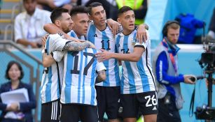Argentina reacciona durante partido contra Arabia Saudita en Qatar 2022