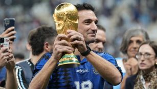 El técnico argentino celebra la consecución del Mundial