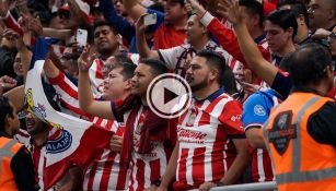 Clásico Nacional: Aficionados de Chivas generan conato de bronca en centro de Guadalajara
