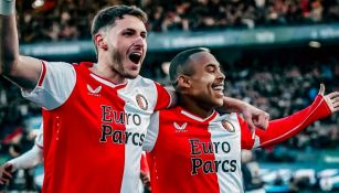 Santiago Giménez pide más apoyo en Feyenoord: “Los pases que yo doy, me los tienen que dar a mí”