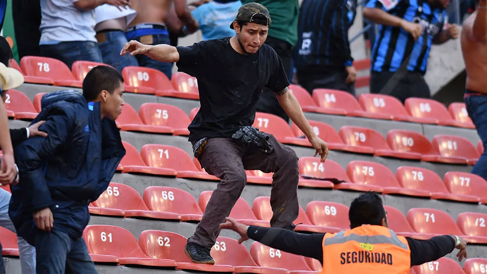 MEXSPORT Tremenda golpiza en el Estadio Alfonso Lastras