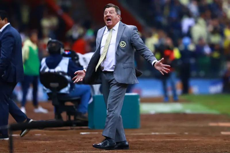 IMAGO7 Miguel Herrera en Final de Vuelta