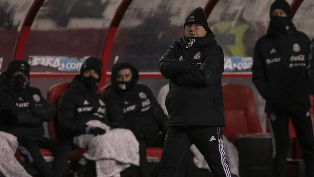 MEXSPORT Gerardo Martino dirigiendo a la Selección Mexicana