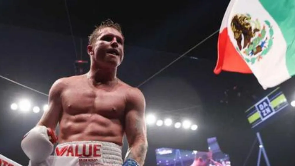 EFE Álvarez festejando luego de una pelea