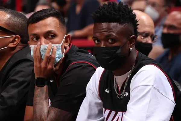 TWITTER @NBAMEX Vinicius Jr el la FTX Arena en Miami, Florida