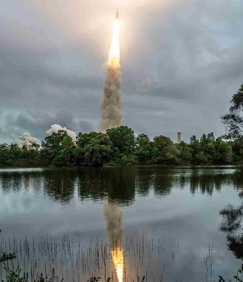 AP Ariana 5 despegó la mañana del 25 de diciembre