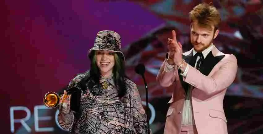 TWITTER: @RecordingAcad Billie Eilish fue la máxima ganadora de los premios en 2021