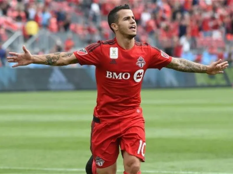 EFE Giovinco en un juego del Toronto