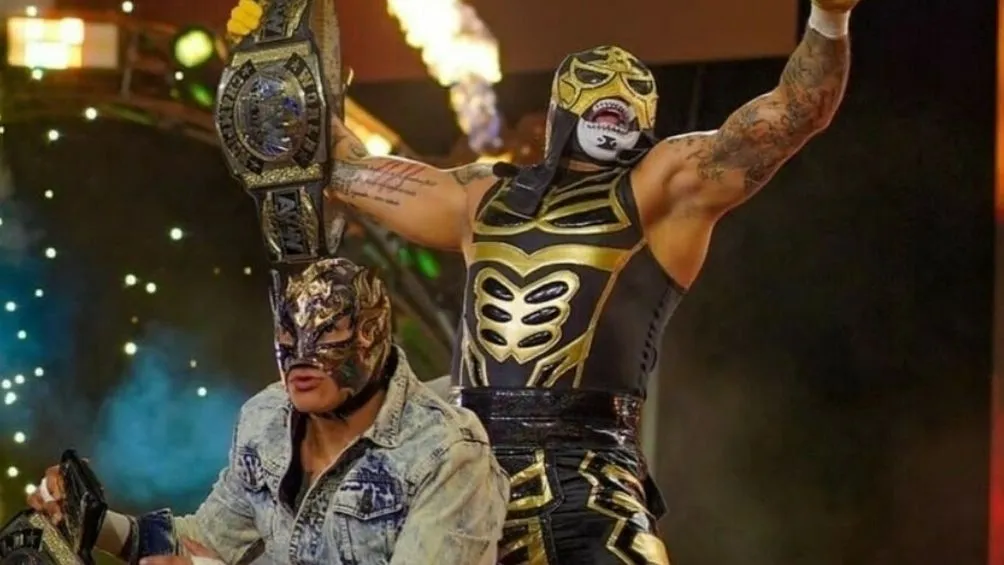 TWITTER/EL TIM Fénix junto a Penta 0M