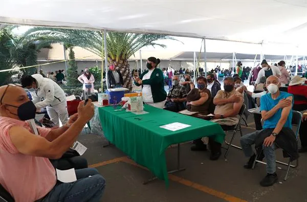 EFE Vacunación en México contra coronavirus