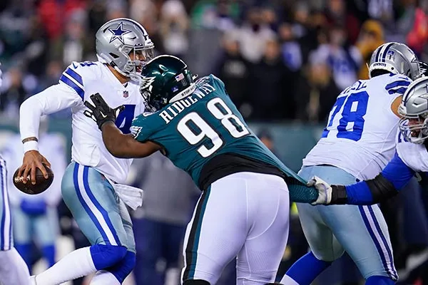 AP Dak Prescott en el juego ante Eagles