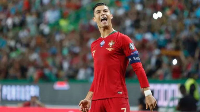 ESPECIAL Cristiano Ronaldo celebra un gol con Portugal