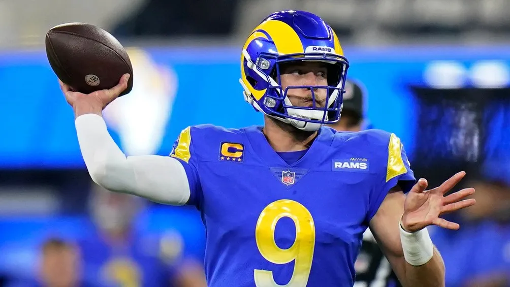 AP Matthew Stafford durante partido con Los Angeles Rams
