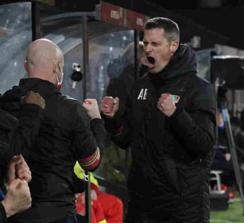 INSTAGRAM: @alexanderblessin Alexander festejando un gol