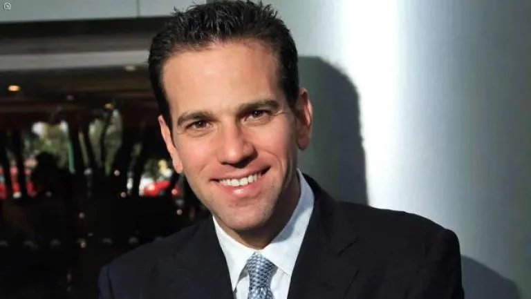 ESPECIAL Carlos Loret de Mola sonríe para la foto