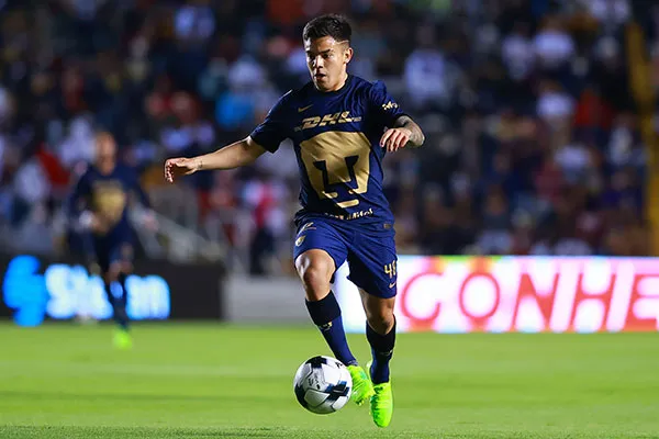 IMAGO7 Marco García en partido con Pumas