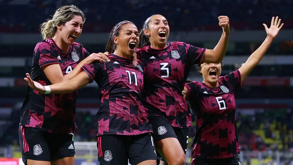 IMAGO7 Jugadoras de la Selección Mexicana Femenil celebrando gol