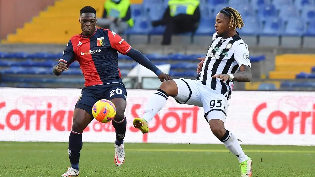 AP Genoa vs Udinese en partido correspondiente a la Serie A