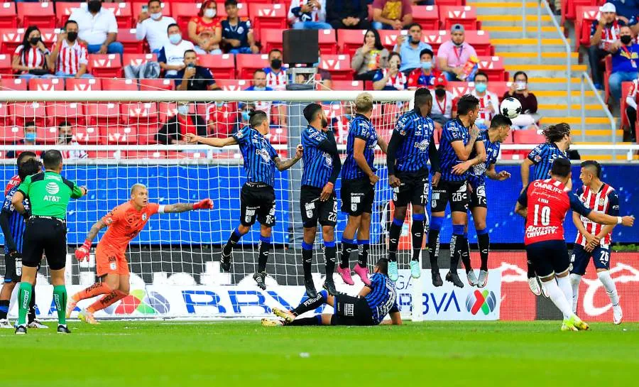 IMAGO7 El cobro de Vega para igualar el encuentro