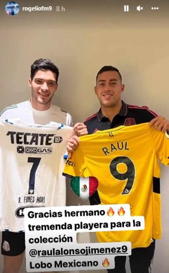 ESPECIAL intercambio de playeras entre Jiménez y Funes Momri