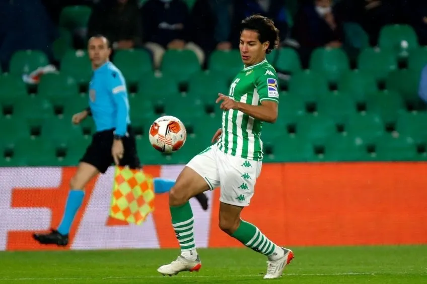 EFE Lainez en un partido con el Betis