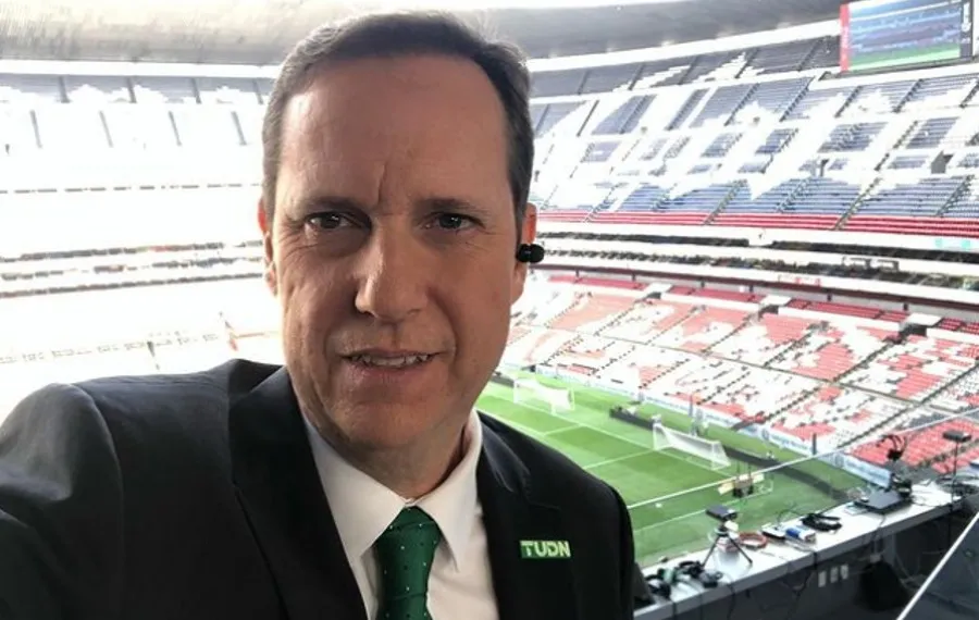 INSTAGRAM @paco_villa_ Villa como narrador de TUDN