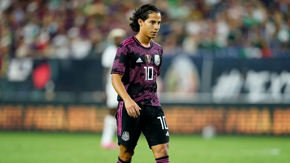 IMAGO7 Diego Lainez jugando partido con la Selección Mexicana