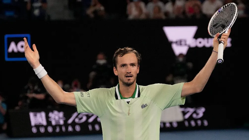 AP Daniil Medvedev jugando la final ante Nadal en el Abierto de Australia