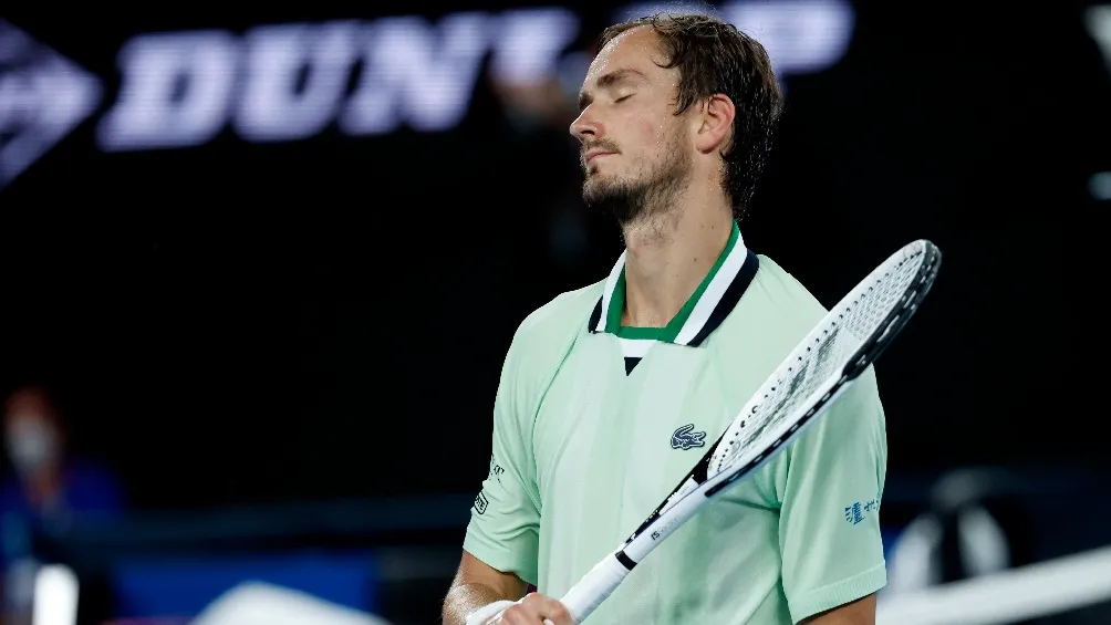 AP Daniil Medvedev jugando la final ante Nadal en el Abierto de Australia