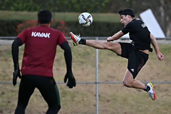 IMAGO7 Gerardo Martino en acción con el Tri