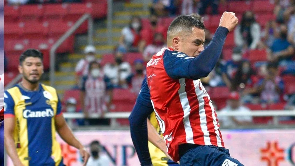 IMAGO7 Flores en un partido