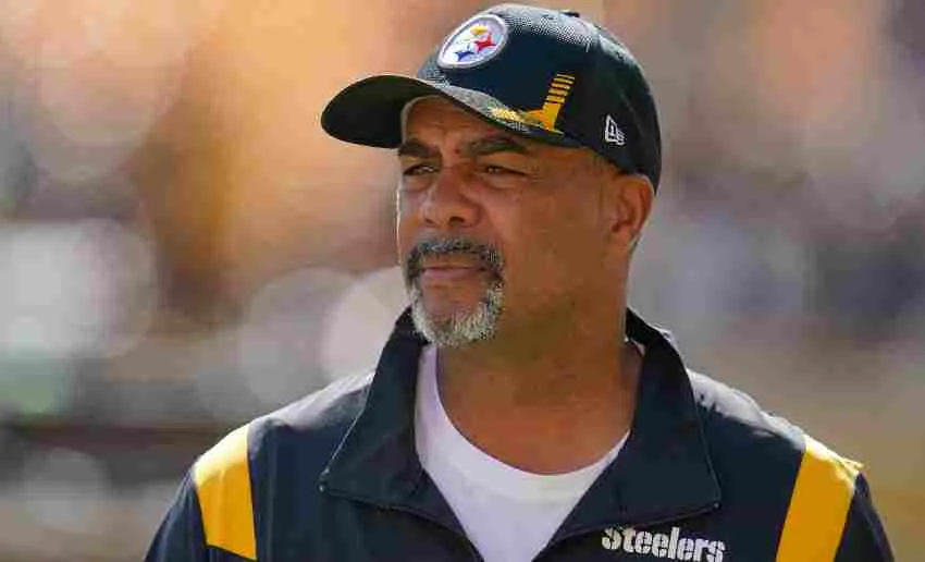 AP Teryl Austin, nuevo coordinador ofensivo