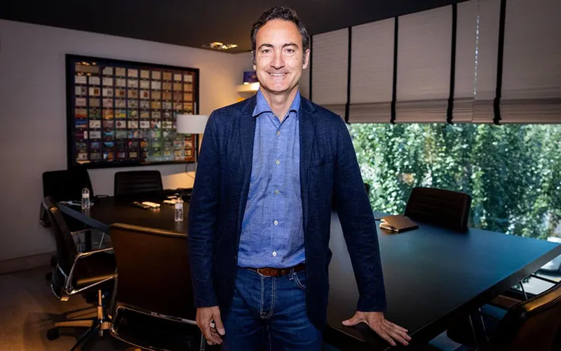 TWITTER @FCBarcelona_es Ferran Reverter en las instalaciones del Barcelona