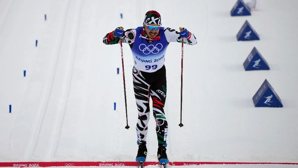 AP Jonathan Soto compitiendo en Beijing 2022