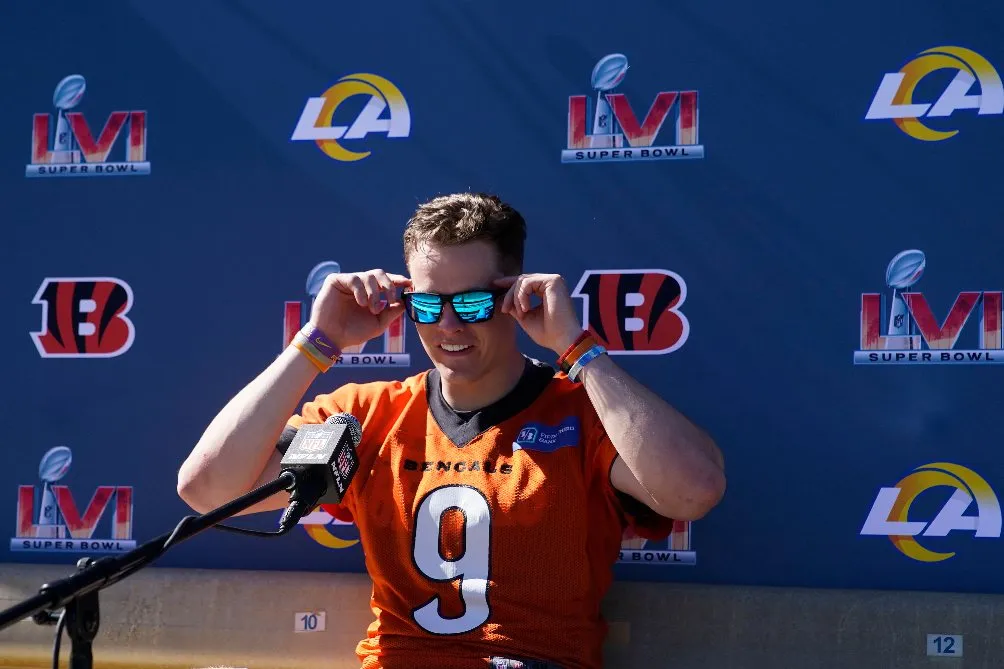 AP Joe desde Los Angeles, interactuó con los medios que acudieron a la conferencia