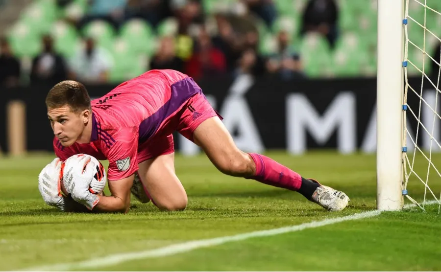 MEXSPORT Sebastian Breza fue la figura del equipo canadiense