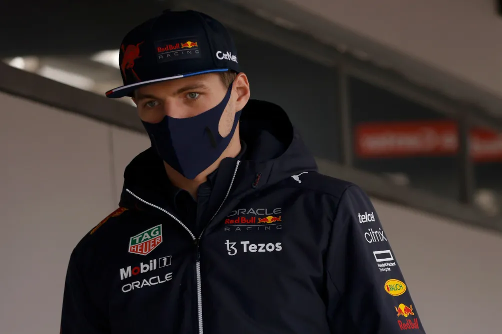 AP Max Verstappen en entrenamientos desde el circuito en España