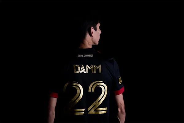 TWITTER @jurgendammr25 El mexicano terminó su ciclo en el equipo de Atlanta