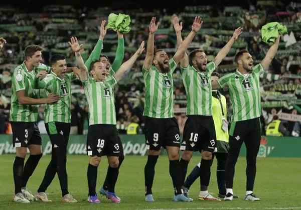 EFE Real Betis celebra triunfo sobre el Rayo Vallecano