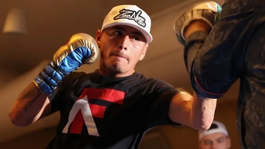 TWITTER | @BXSTRS Ángel Fierro durante entrenamiento a medios en San Diego